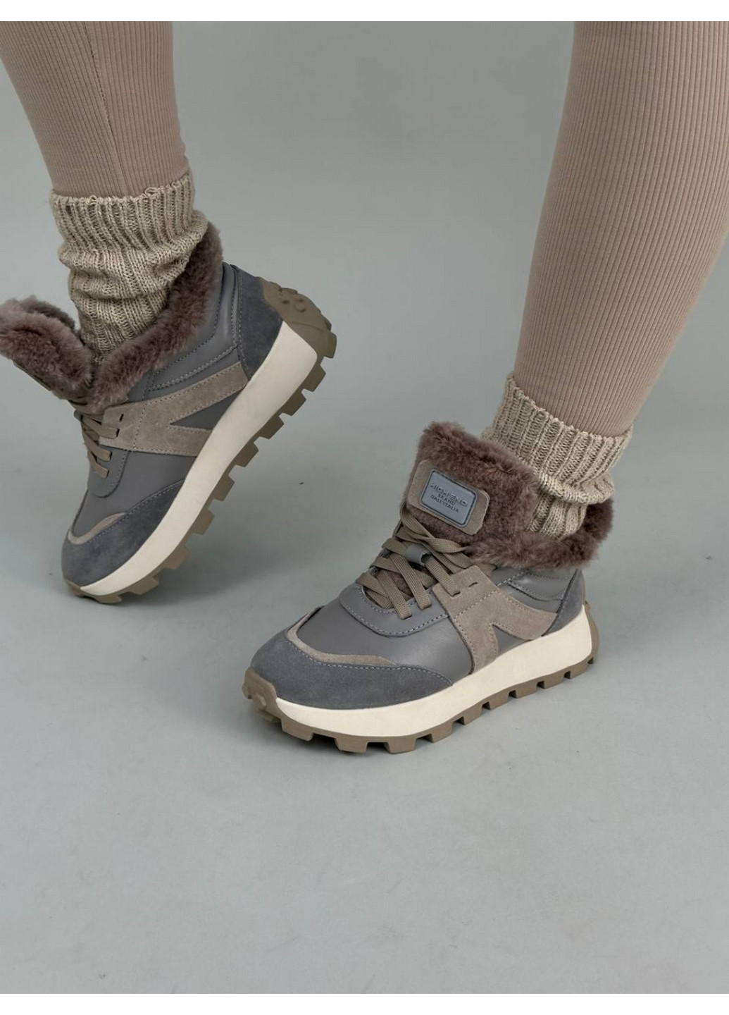 Жіночі шкіряні кросівки VZUTIK сірі всесезони (277691777)