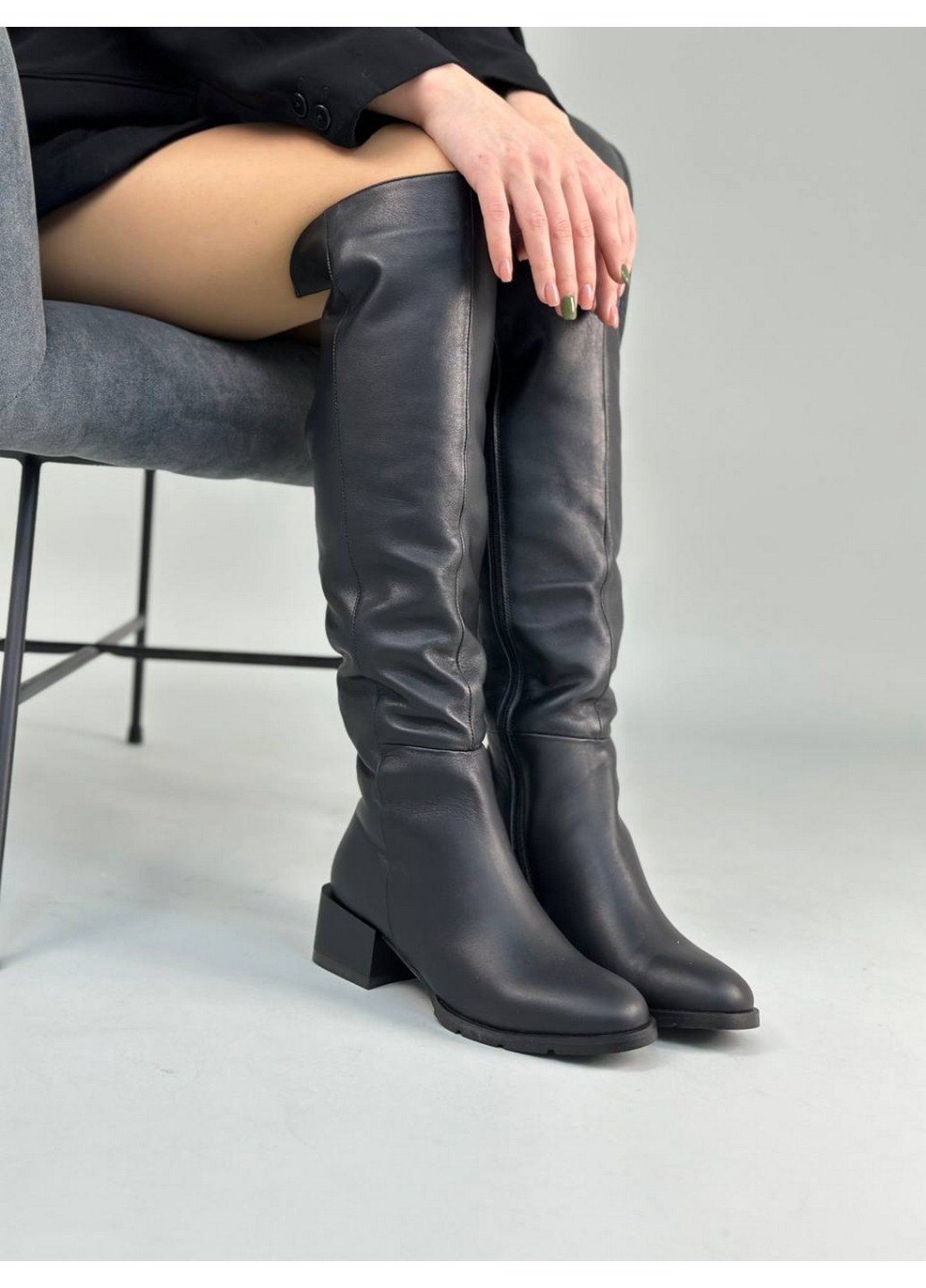Осенние женские кожаные сапоги VZUTIK
