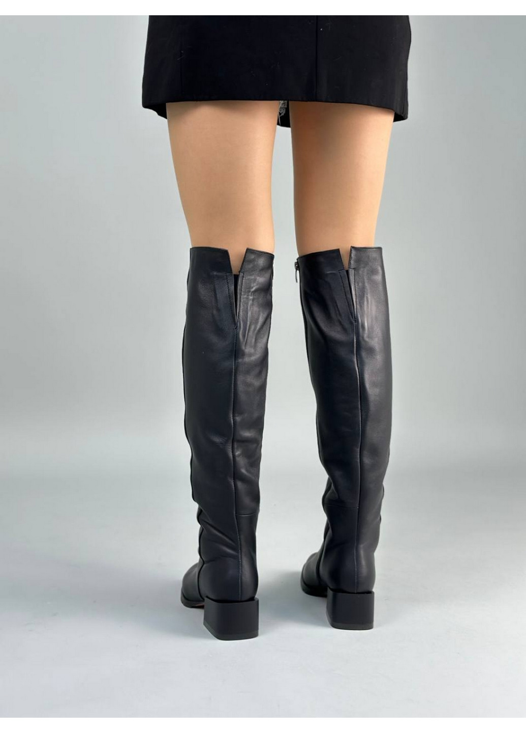 Осенние женские кожаные сапоги VZUTIK