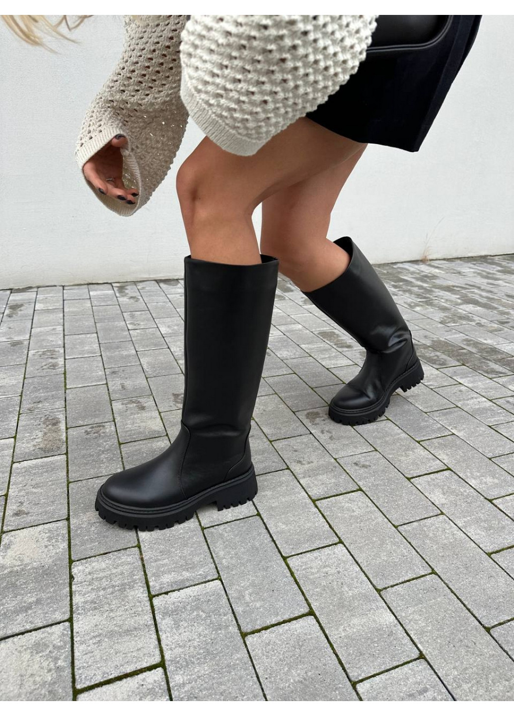 Осенние женские кожаные сапоги VZUTIK