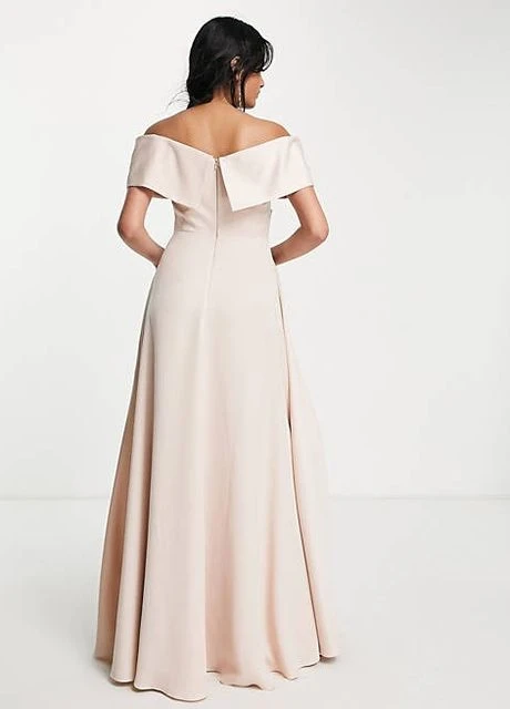 Розовое платье Asos