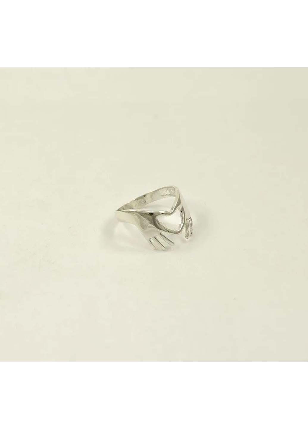 Кольцо сердце из рук 8593 SE Maxi Silver (277751159)