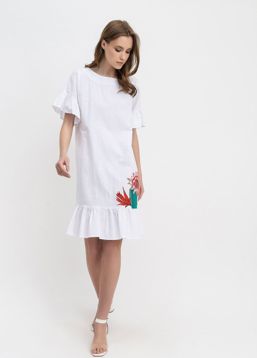 Белое деловое платье Lesia однотонное