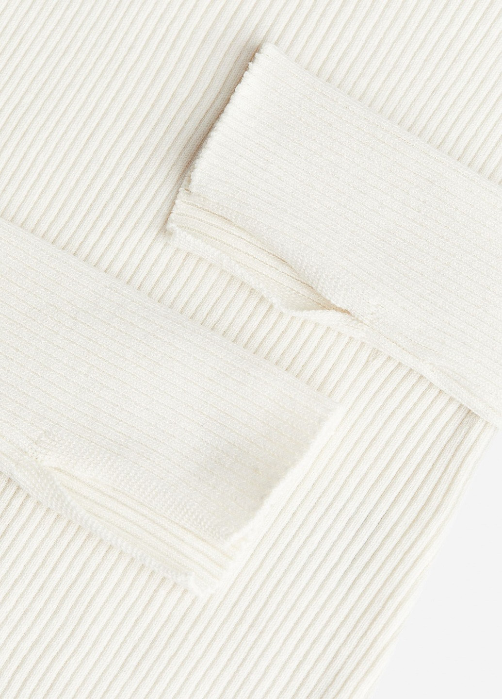 Молочный демисезонный свитер H&M