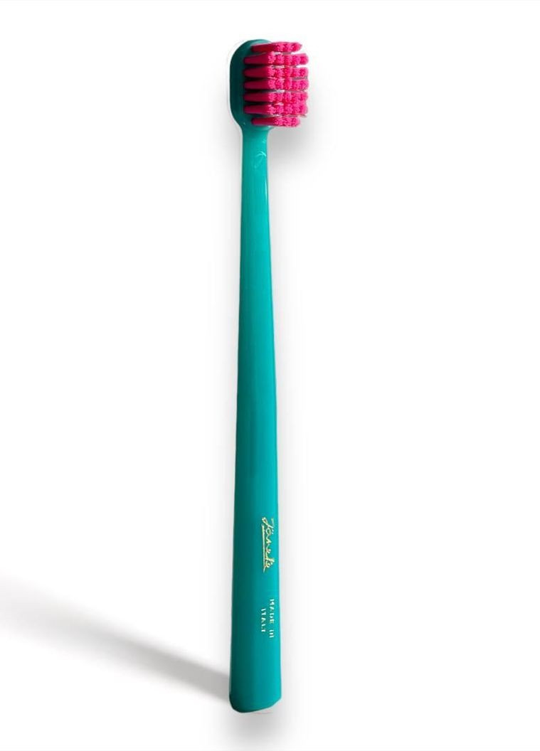Зубна щітка середньої жорсткості Medium Toothbrush бірюзова з рожевим Janeke (277812806)