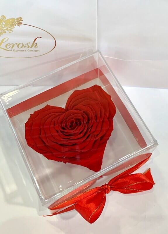 Червоний стабілізований бутон троянди серце в подарунковій коробці - Premium LEROSH (278019947)