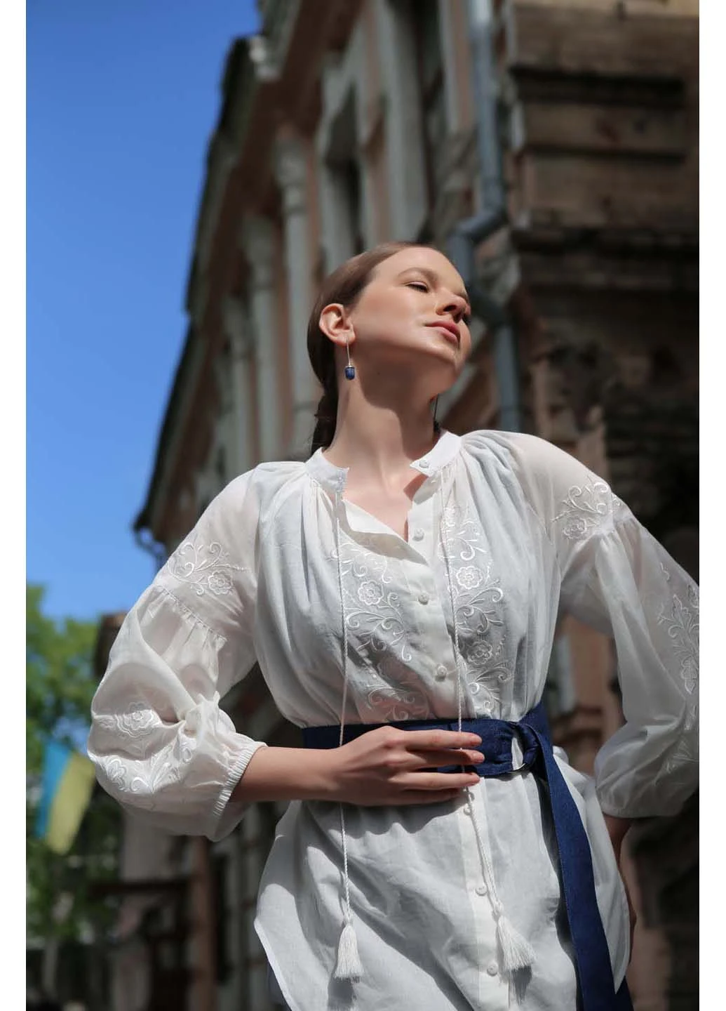 Молочная блуза петрис 21 Lesia