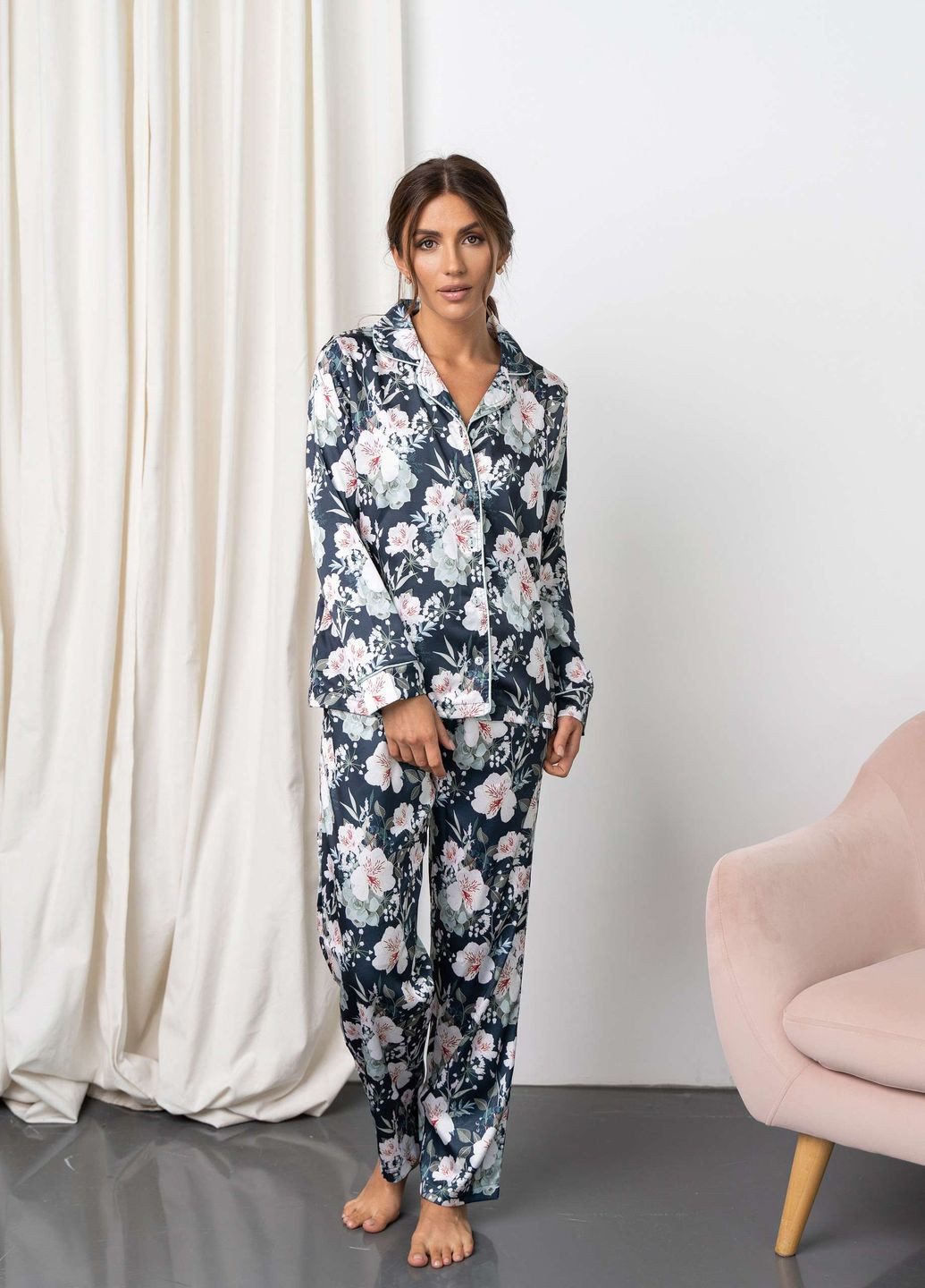 Темно-синяя комплект на пуговицах со штанами Nicoletta