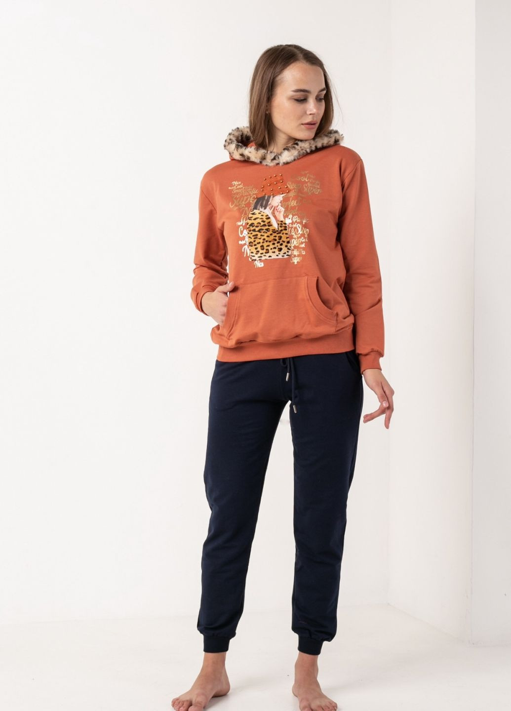 Оранжевая женский костюм со штанами Nicoletta