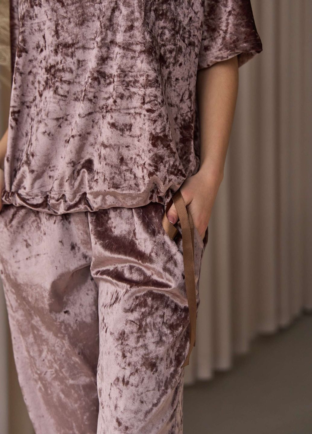 Коричневая комплект со штанами и футболкой на завязке Nicoletta