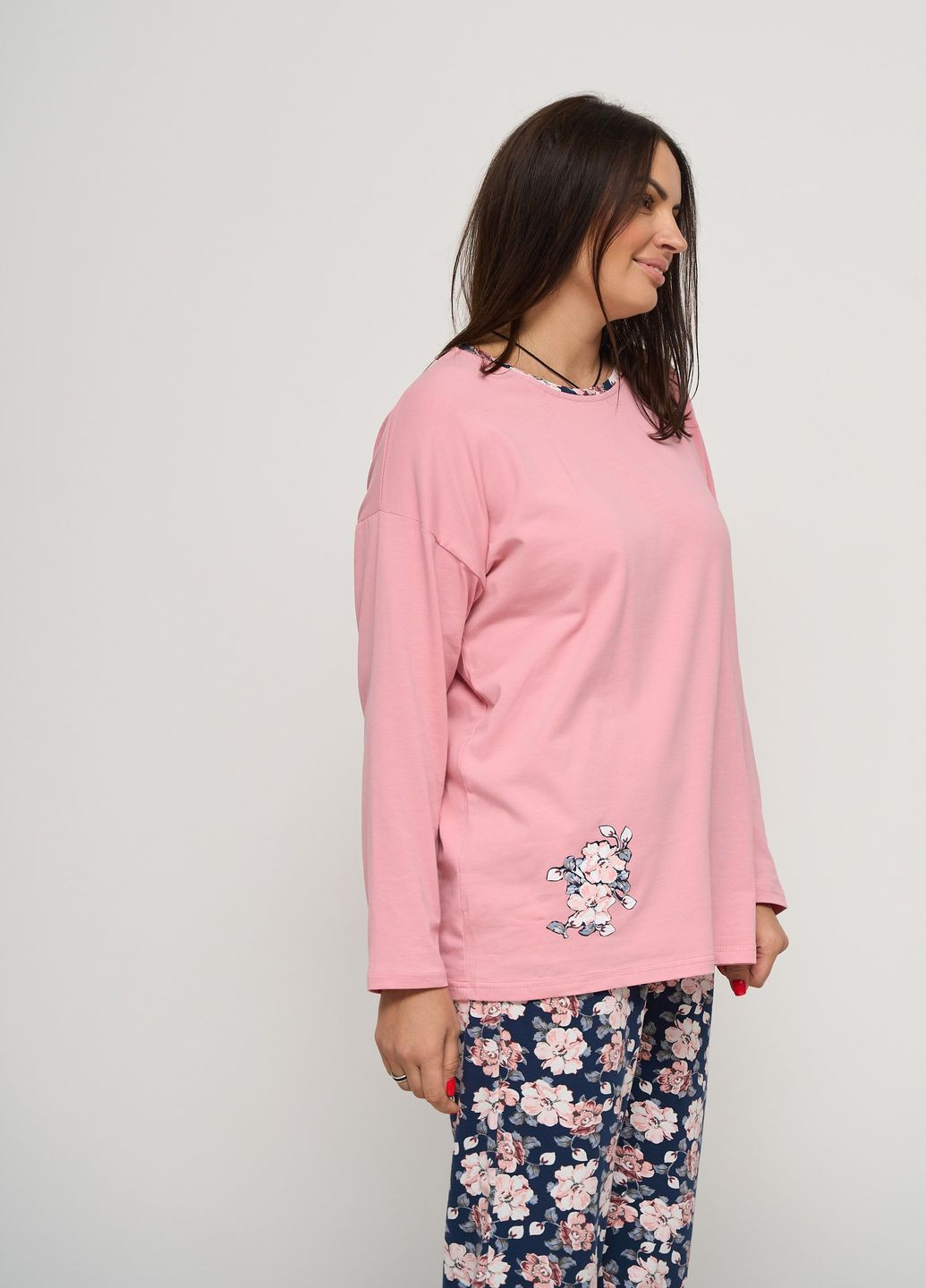 Рожева батальний комплект зі штанами у квіти Nicoletta