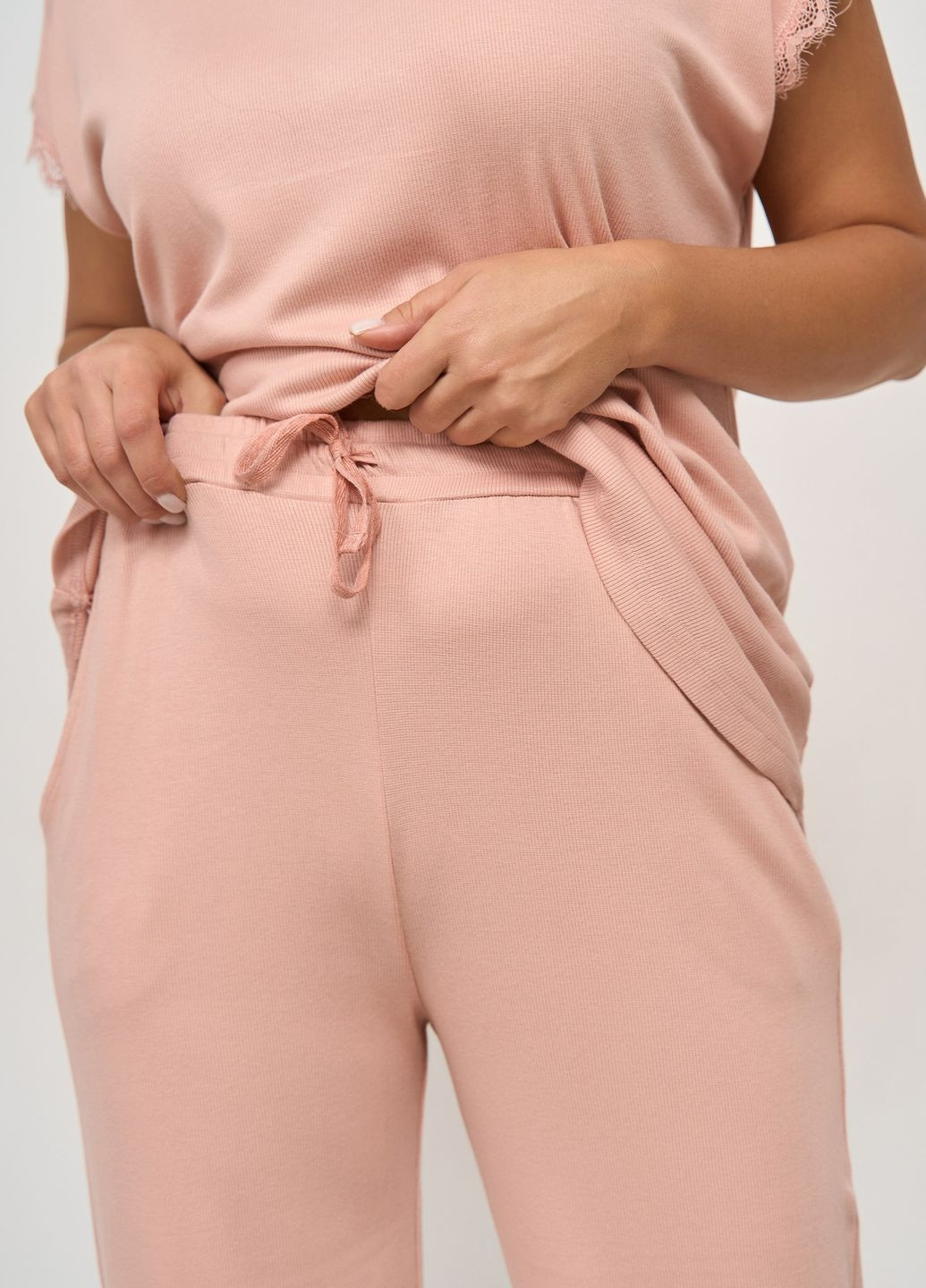 Персиковая женский однотонный комплект со штанами Nicoletta
