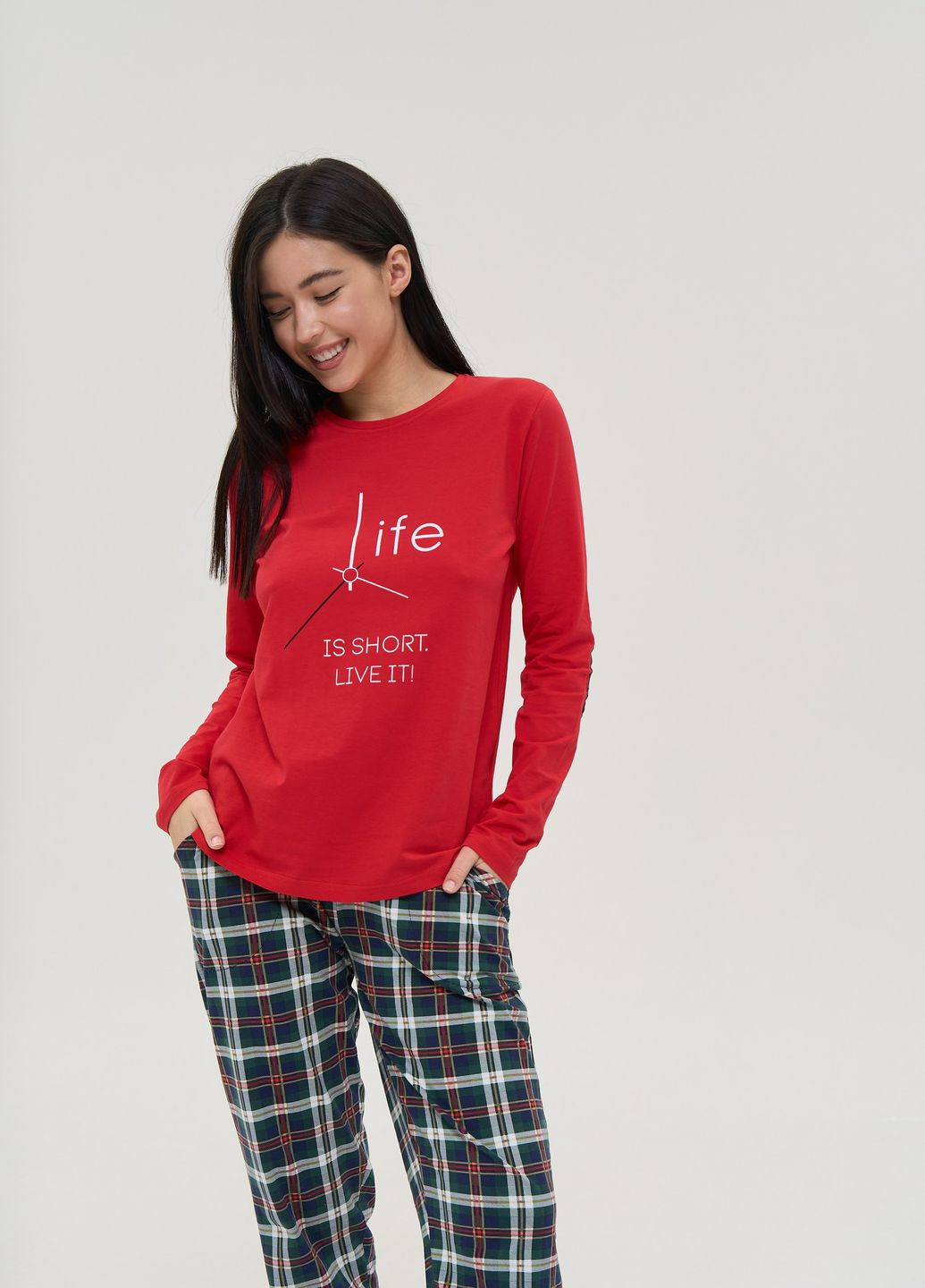 Красная женская пижама со штанами в клетку Nicoletta