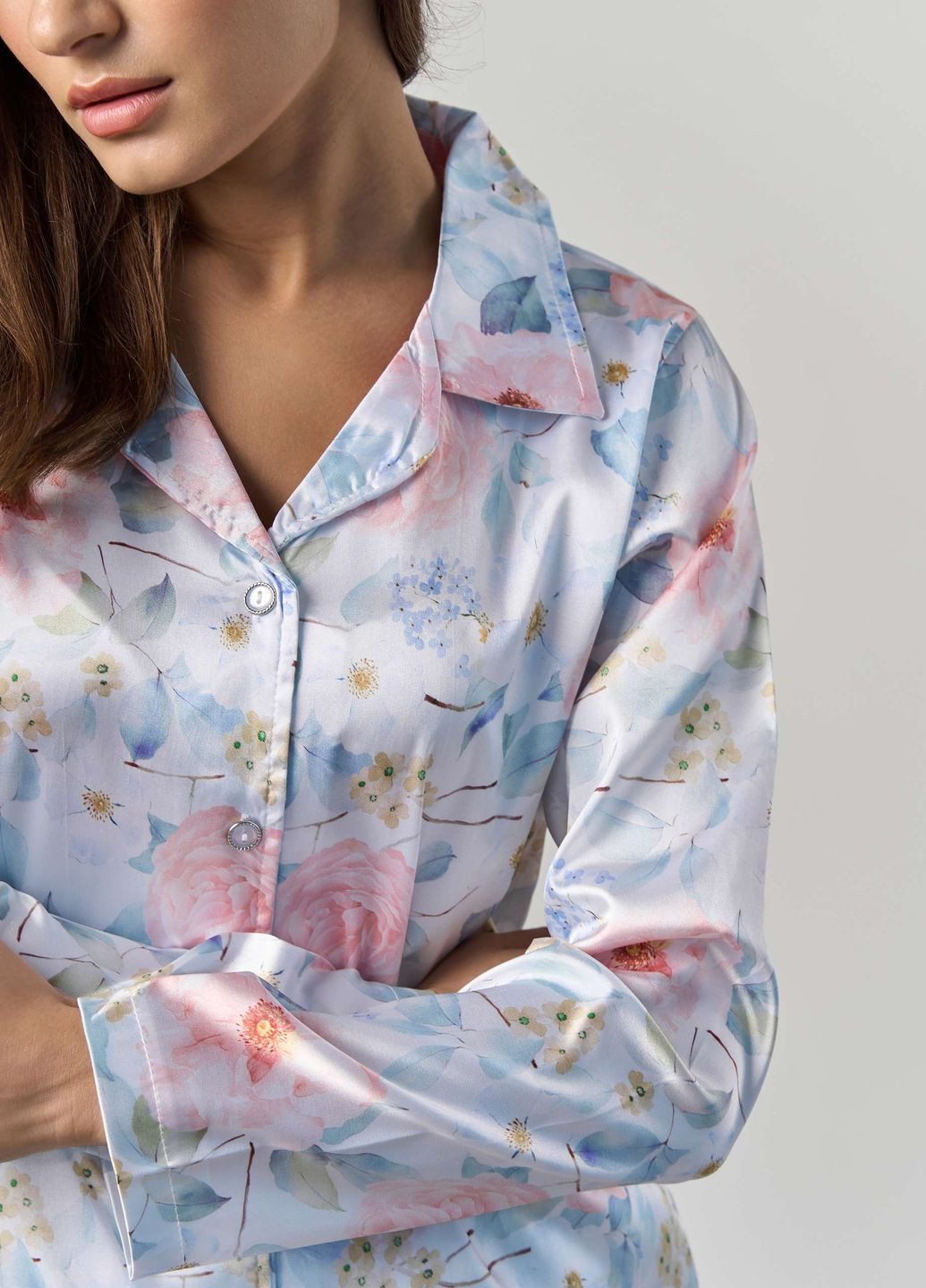 Молочная женская пижама на пуговицах Nicoletta