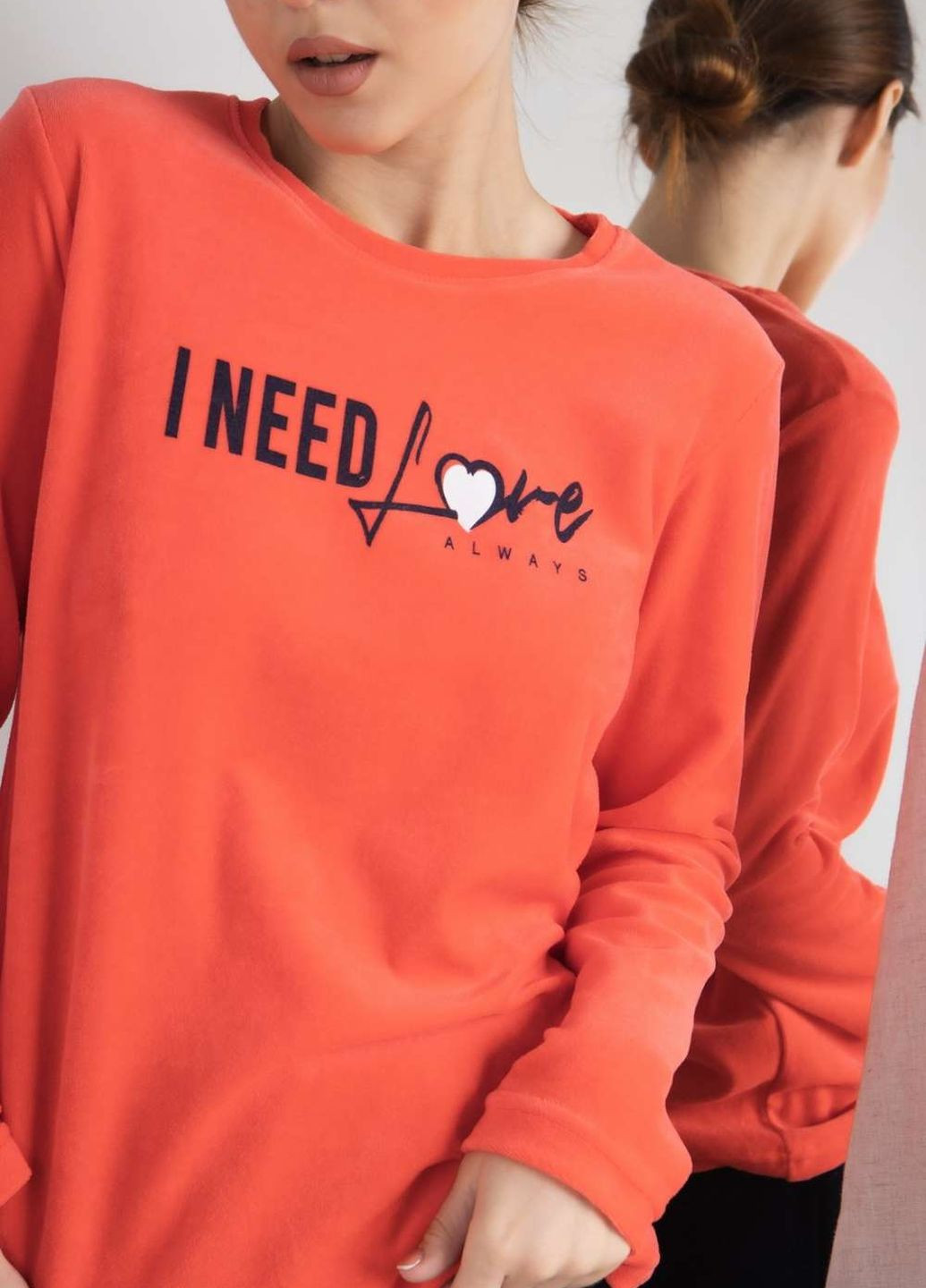 Коралловая костюм женский велюровый Nicoletta