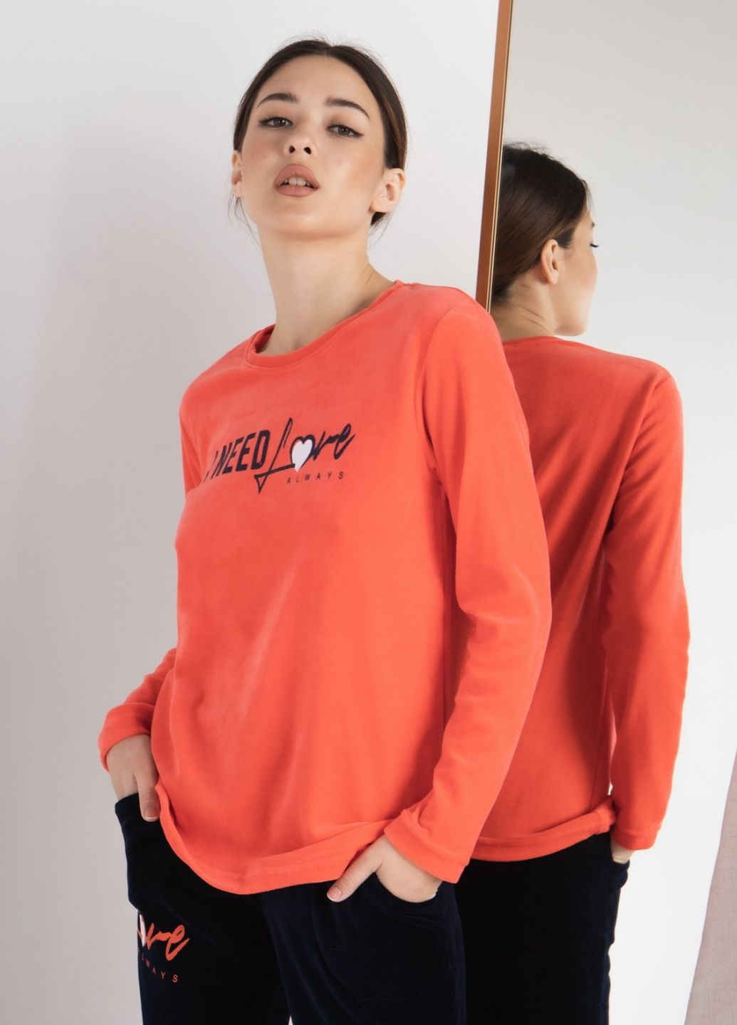 Коралловая костюм женский велюровый Nicoletta