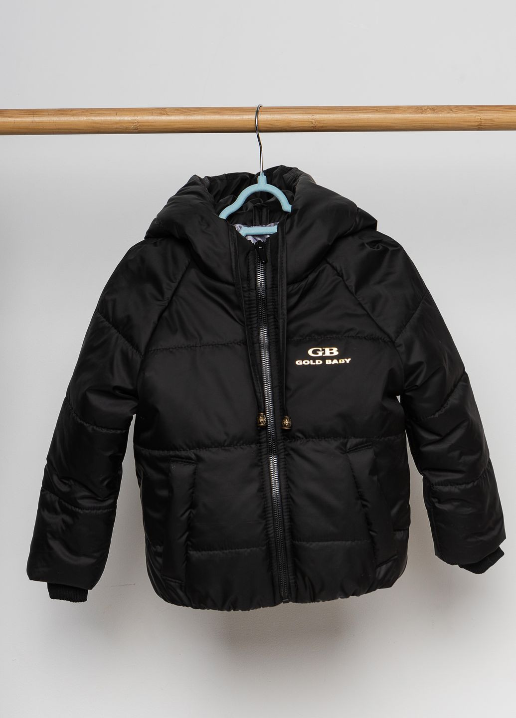 Черная демисезонная куртка демисезонная люкс No Brand