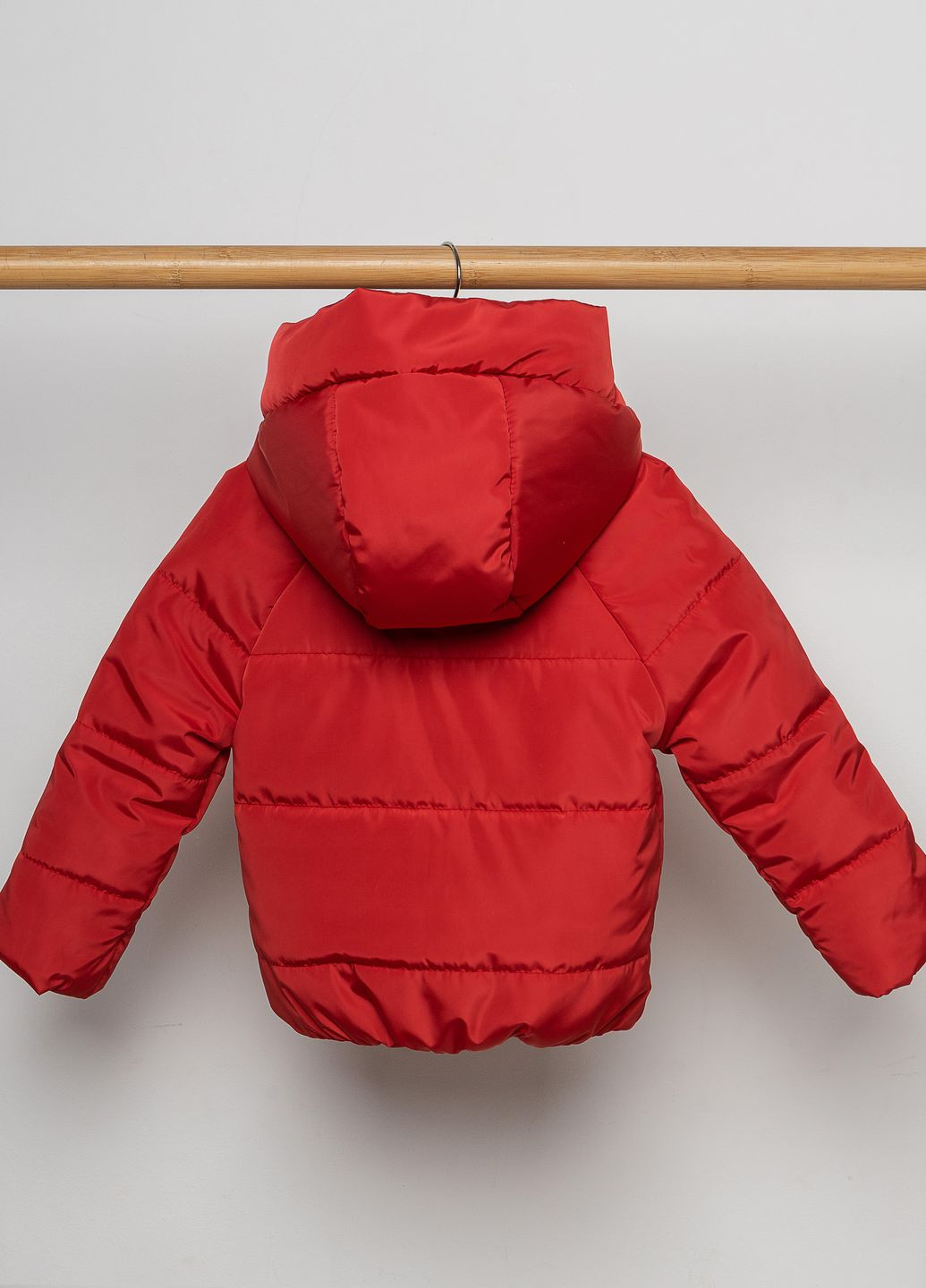 Красная демисезонная куртка демисезонная люкс No Brand