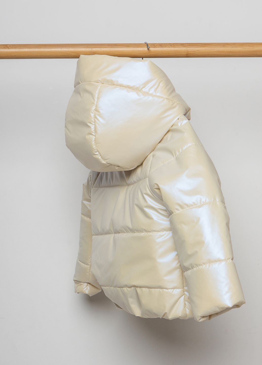 Бежевая демисезонная куртка демисезонная люкс No Brand