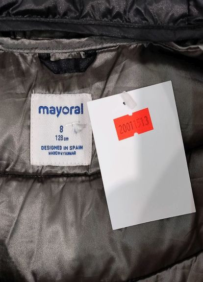 Чорна демісезонна куртка Mayoral