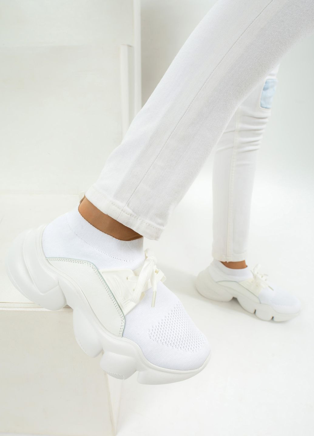 Белые кроссовки женские Fashion