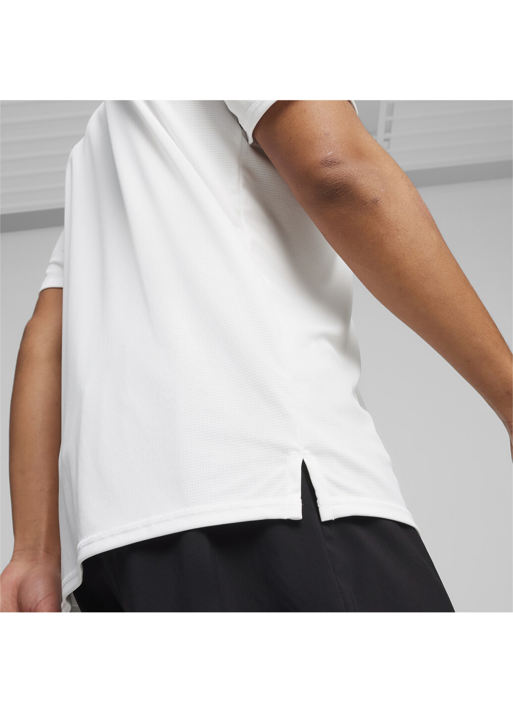 Біла футболка run "favorite" men's graphic tee Puma