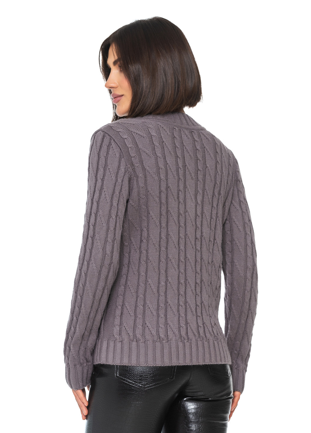 Серый свитер в v-образным воротником SVTR