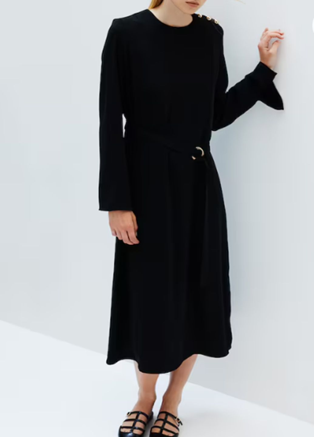 Черное повседневный платье H&M однотонное