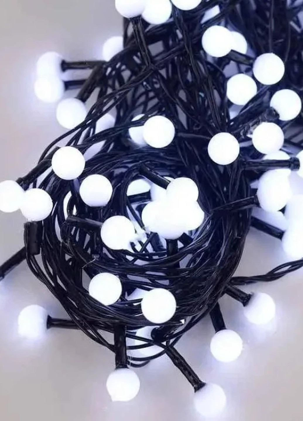 Новорічна гірлянда Кульки 100LED 10 мм 6м чорний провід білий Brille 1312-03 (256602800)