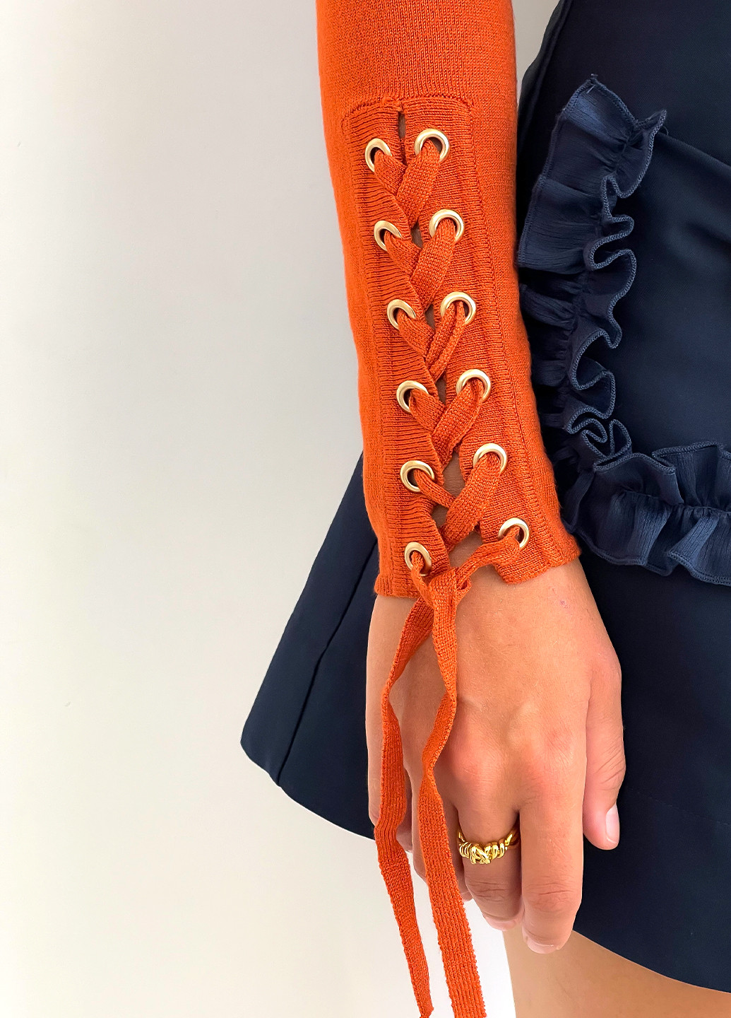 Помаранчевий демісезонний жіночий оранжевий светр гольф silvian heach джемпер Asos