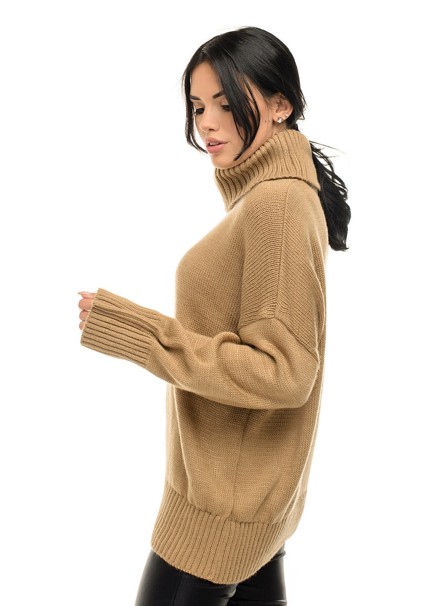 Бежевий вільний жіночий светр SVTR