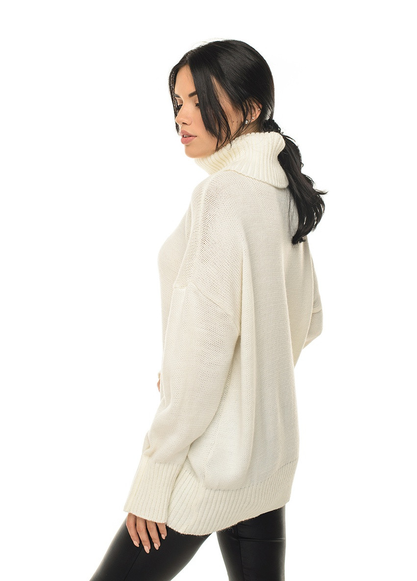 Молочний вільний жіночий светр SVTR