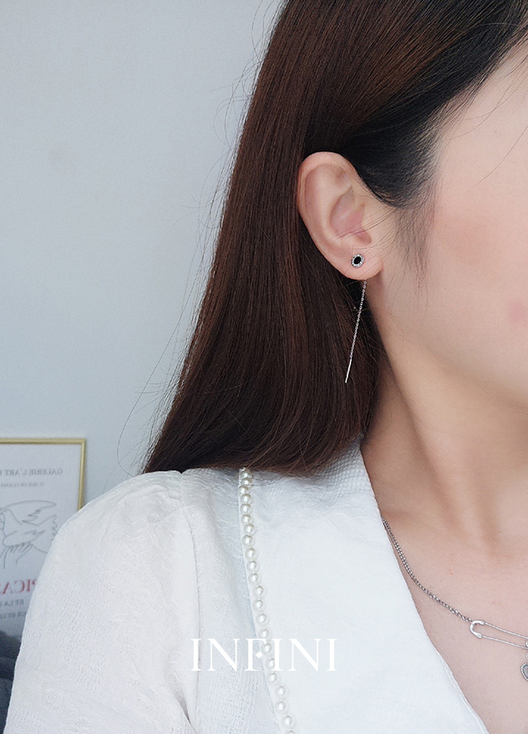 Сережки срібні з чорною емаллю Infini (256615121)
