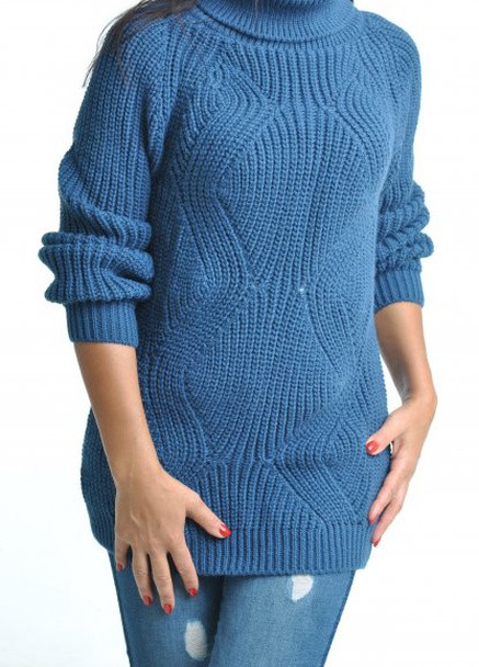 Светло-синий зимний удлиненный свитер Berta Lucci