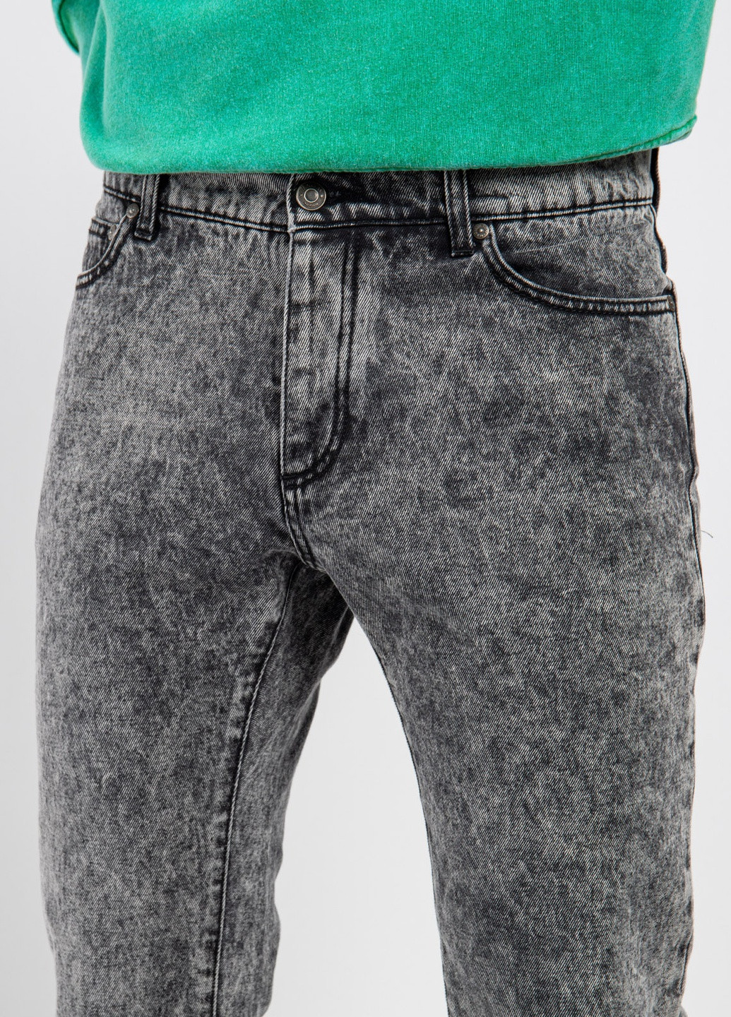 Серые демисезонные серые джинсы slim MSGM