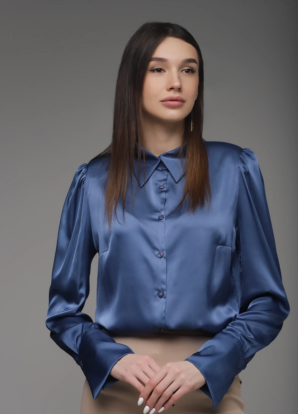 Синяя блуза Sateen