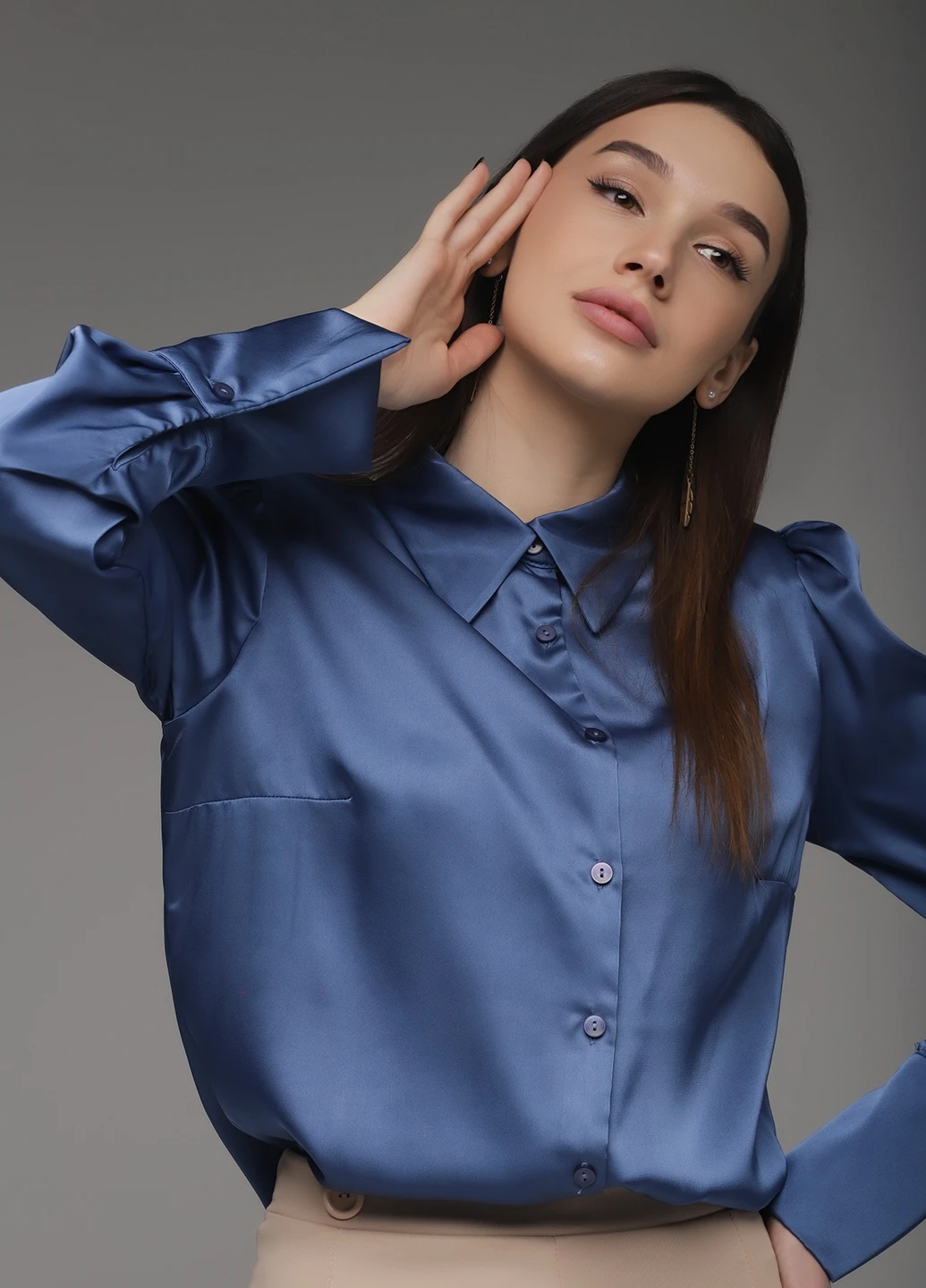 Синяя блуза Sateen
