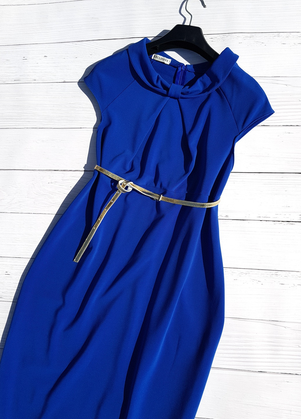 Синя синя сукня з перфорацією і поясом Exclusive