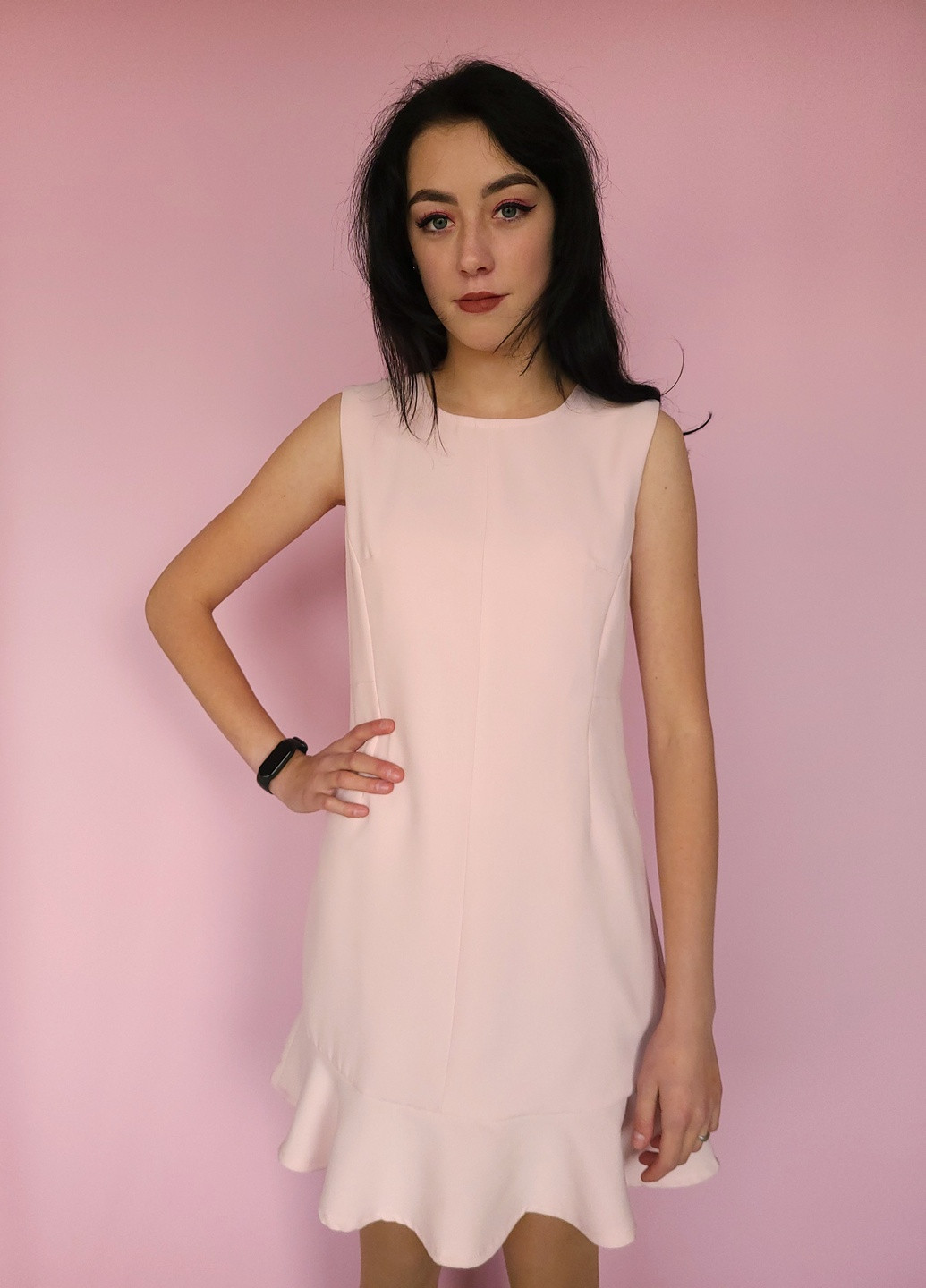 Розовое платье без рукавов демисезонное нежно розовое No Brand