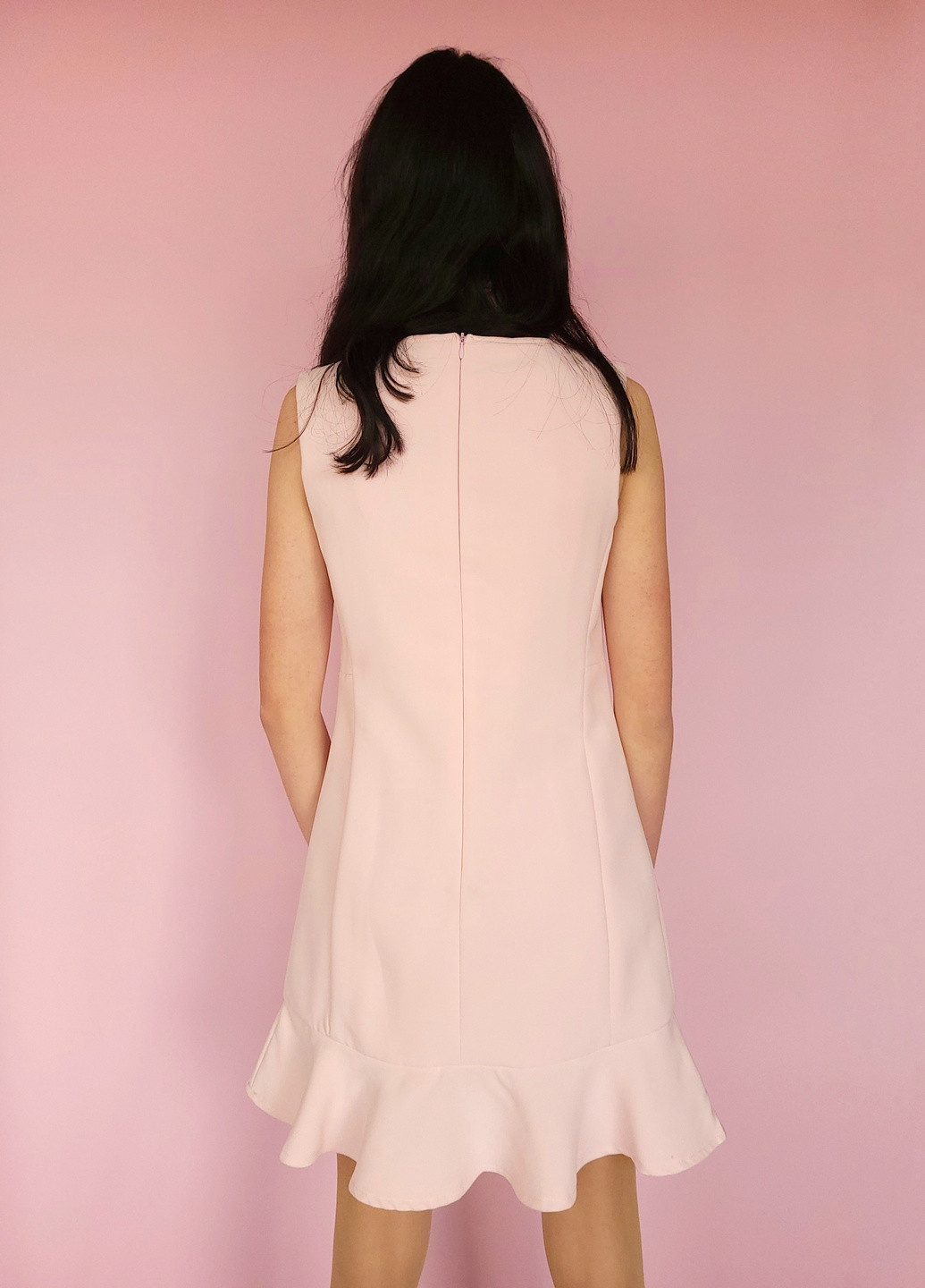 Розовое платье без рукавов демисезонное нежно розовое No Brand