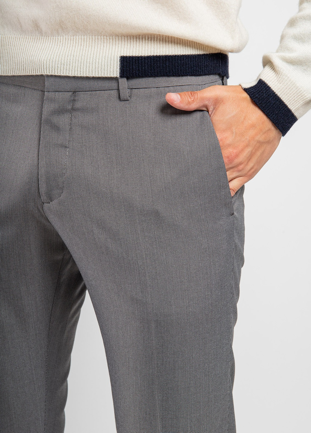 Серые кэжуал демисезонные брюки Antony Morato
