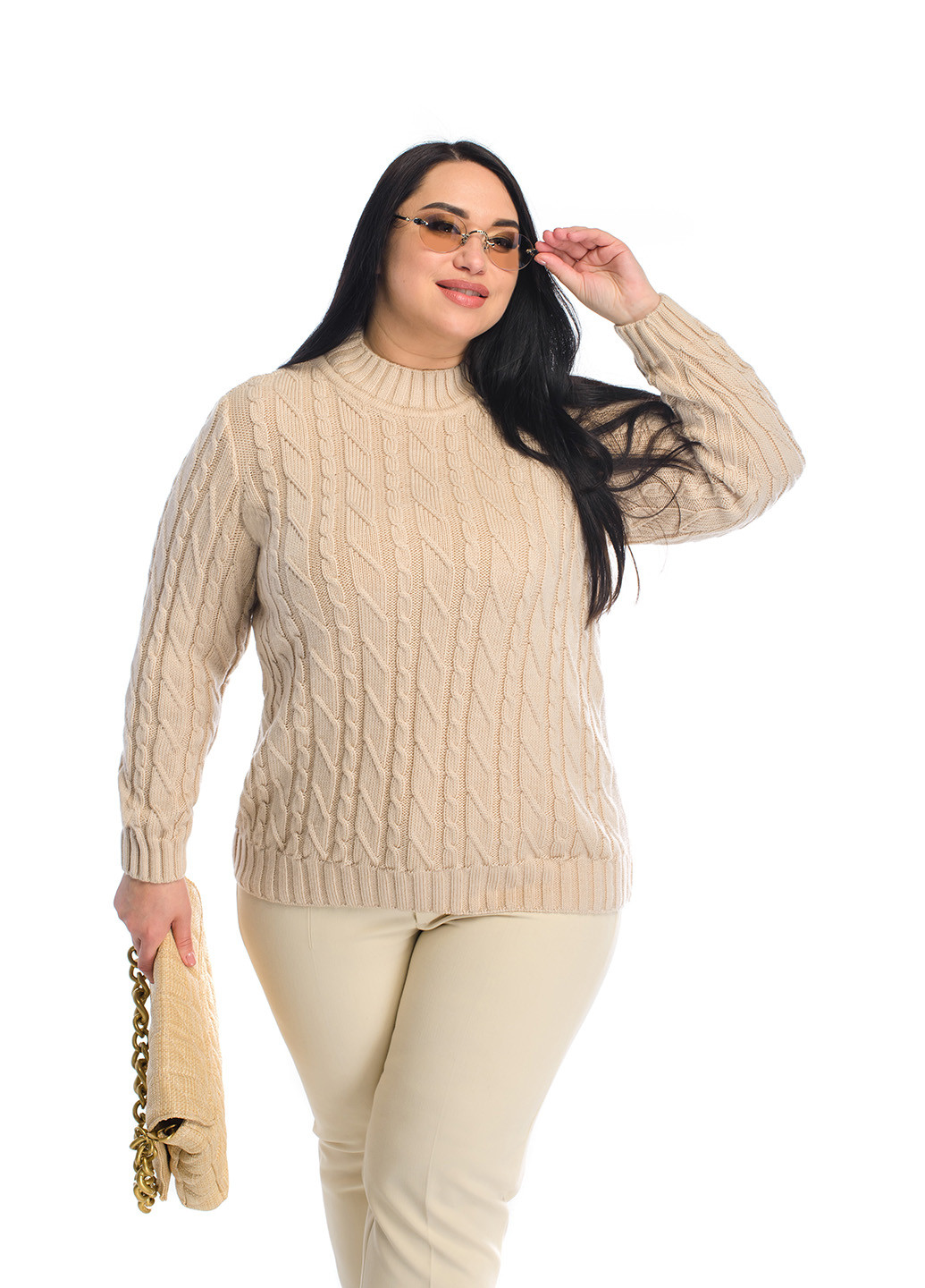 Пудровий жіночий м'який светр з стійкою коміром SVTR