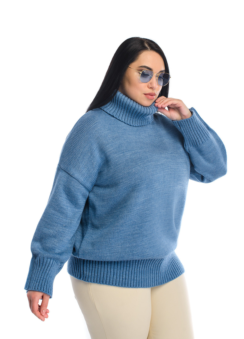 Блакитний вільний жіночий светр SVTR
