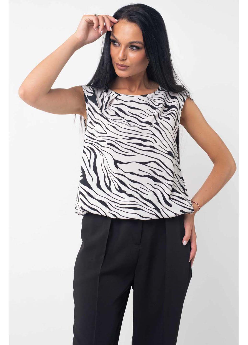 Черно-белая демисезонная блуза Ри Мари