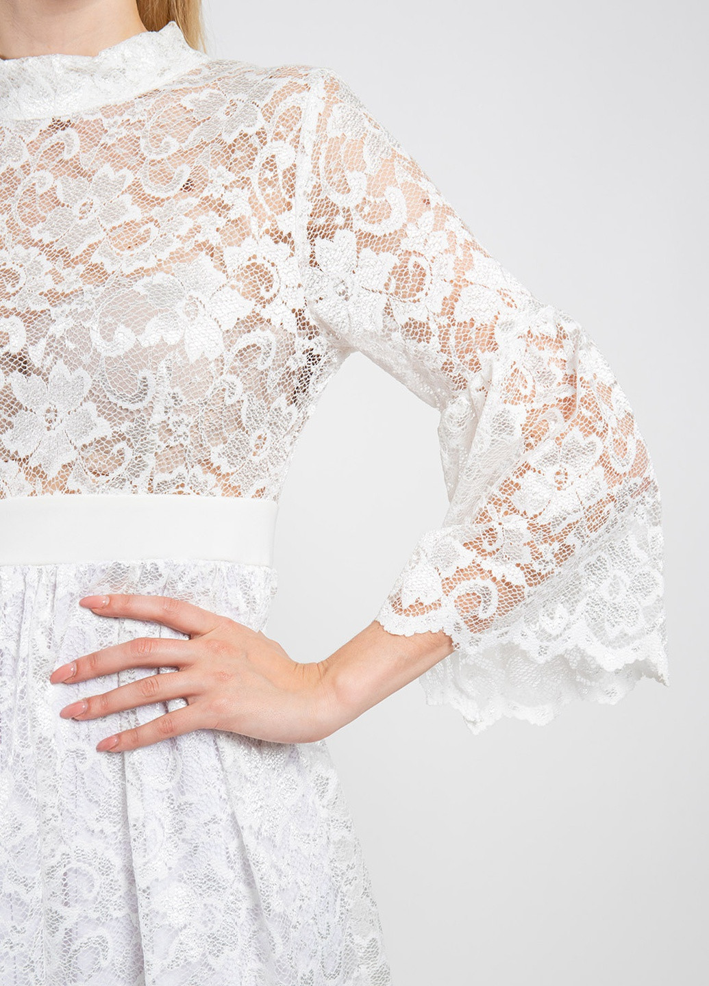 Белое кэжуал белое гипюровые платье-мини Daniela Fargion однотонное