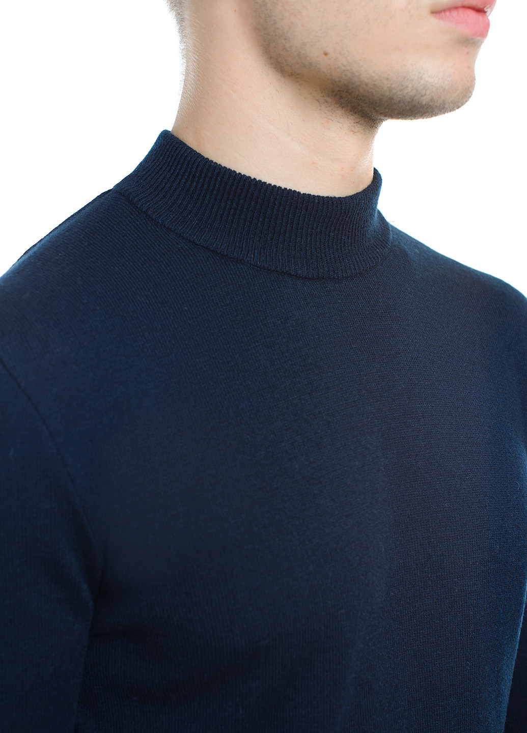 Темно-синій чоловічий светр з коміром "стійка" SVTR