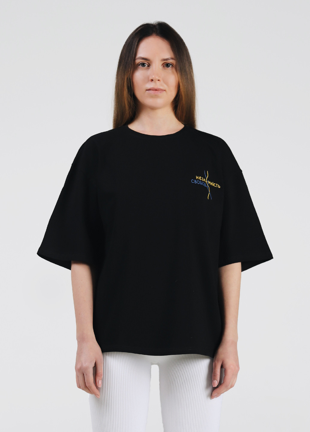 Чорна всесезон футболка "днк" чорного кольору Rebellis