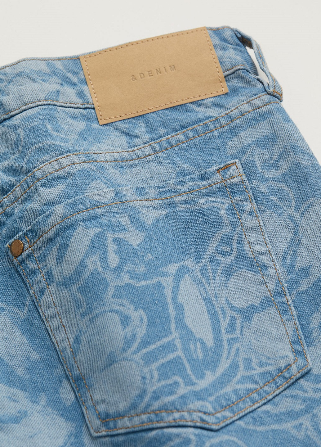 Синяя джинсовая цветочной расцветки юбка H&M