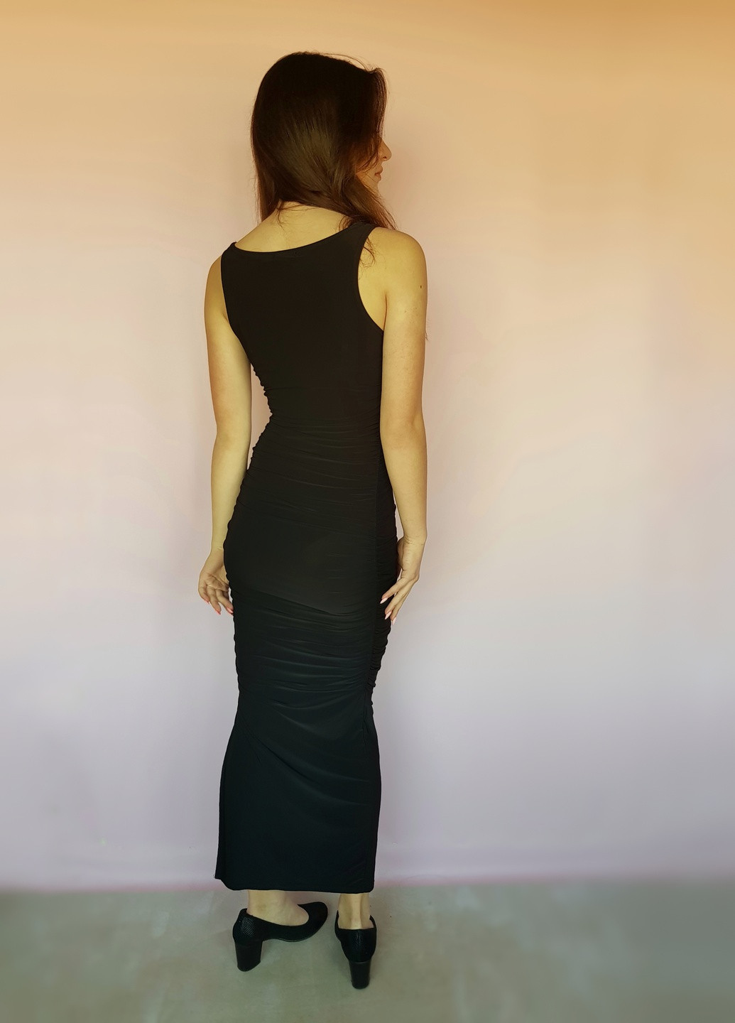 Чорна сукня-футляр однотонна максі Boohoo