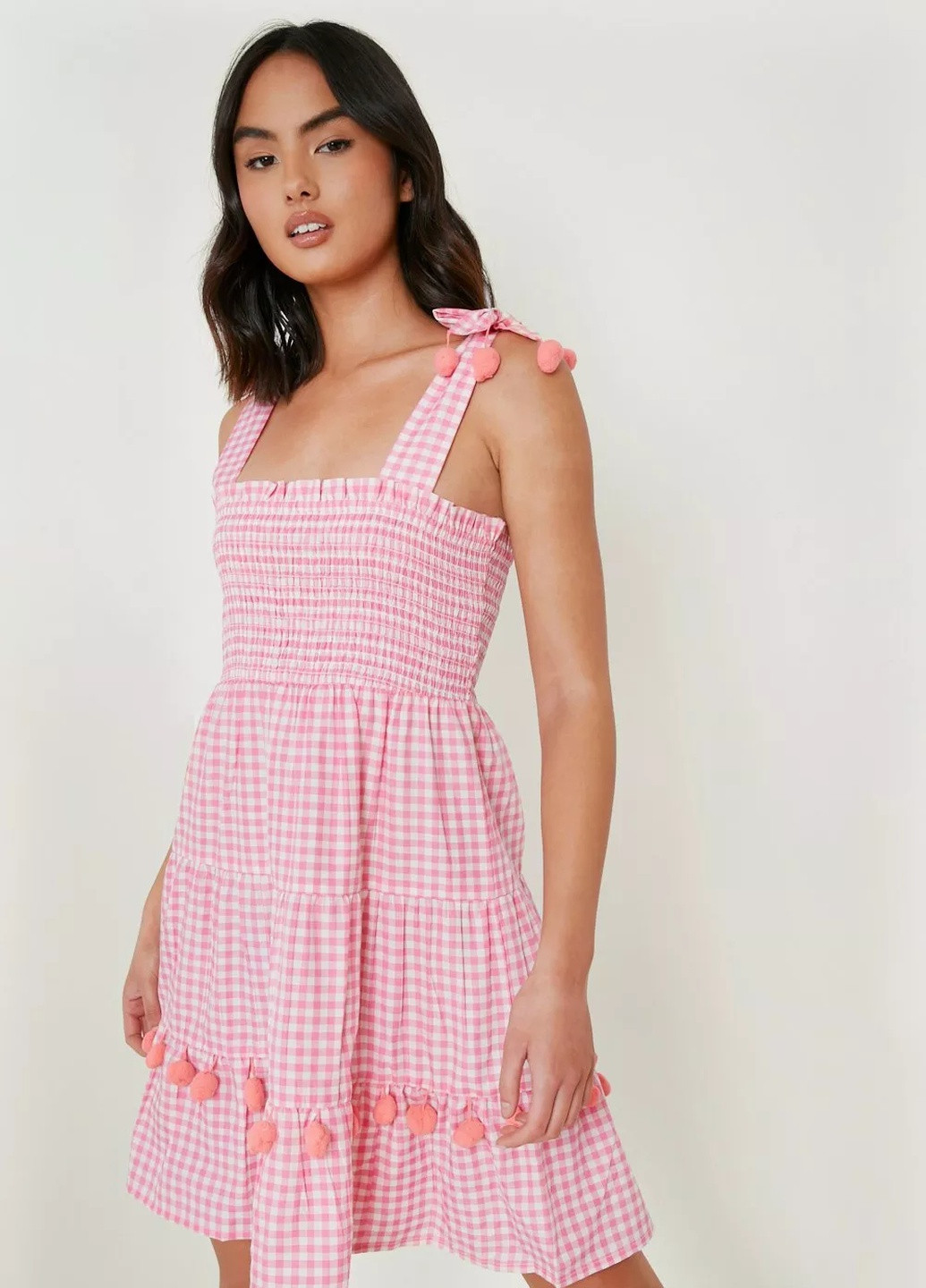 Рожева сукня-сарафан в клітинку Boohoo